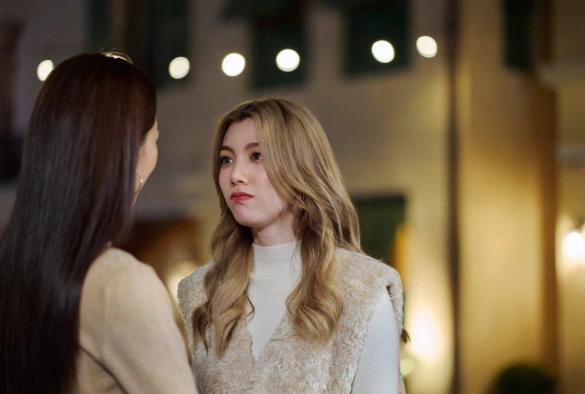 Кадр из дорамы Наш секрет