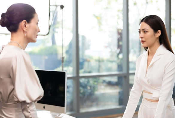 Кадр из дорамы Наш секрет