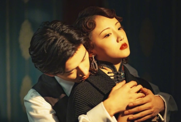 Кадр из дорамы Теневой детектив