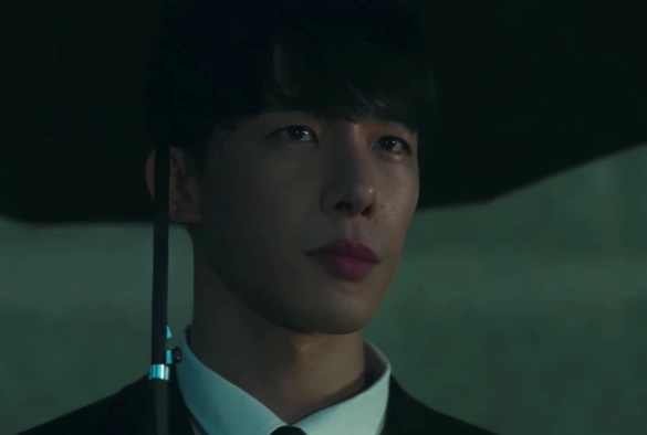 Кадр из дорамы Грозовые тучи, проливные дожди