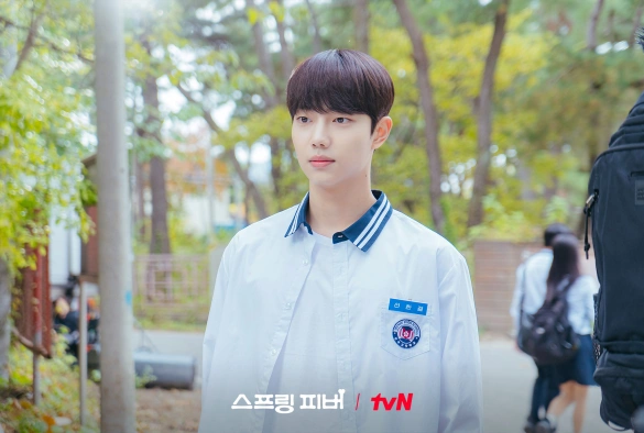 Кадр из дорамы Весенняя лихорадка