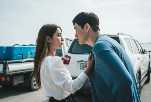 Кадр из дорамы Злодеи