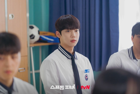 Кадр из дорамы Весенняя лихорадка