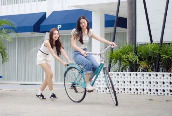 Кадр из дорамы Связь