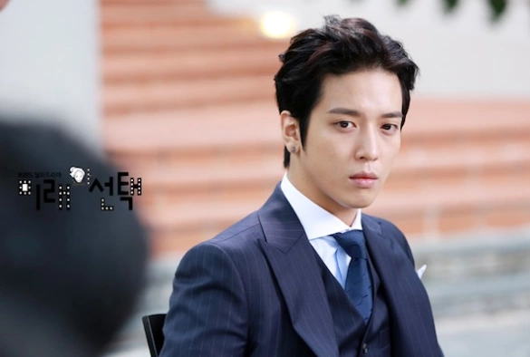 Кадр из дорамы Выбор будущего