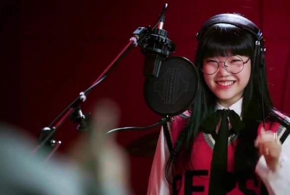 Кадр из дорамы Айдол на полставки