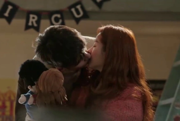 Кадр из дорамы Хайд, Джекилл и я