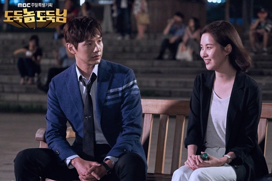 Кадр из дорамы Плохой вор, хороший вор