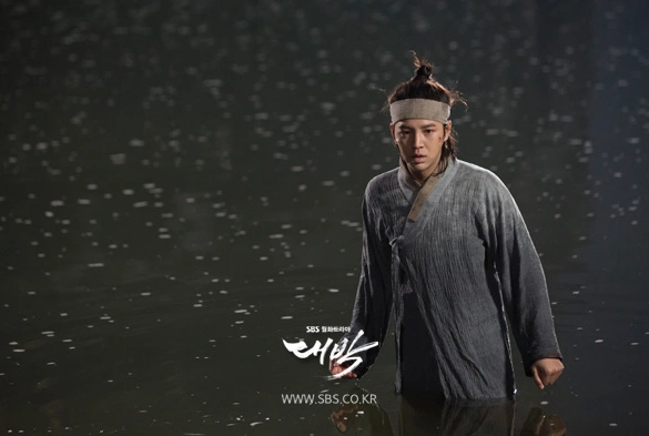 Кадр из дорамы Джекпот