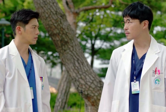 Кадр из дорамы Торакальная хирургия