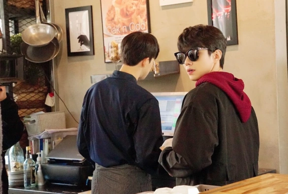 Кадр из дорамы История моей звезды