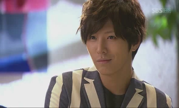 Кадр из дорамы Мидас