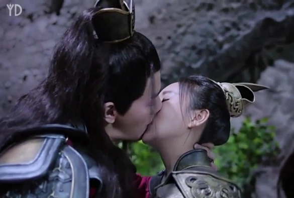 Кадр из дорамы Поддельные фениксы