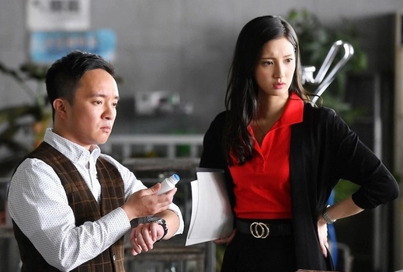 Кадр из дорамы В руке