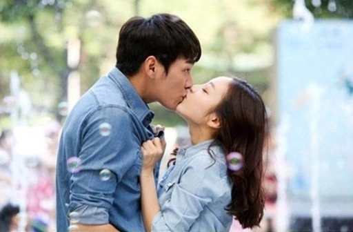 Кадр из дорамы Таинственная любовь