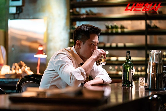 Кадр из дорамы Плохой детектив