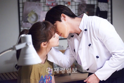 Кадр из дорамы Мисс Панда и мистер Ёж