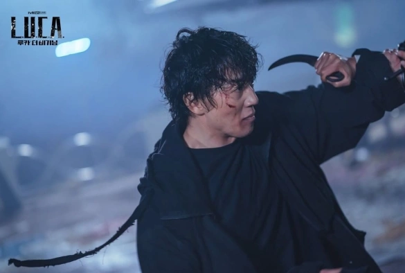 Кадр из дорамы Л.У.К.А.: Начало