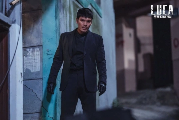 Кадр из дорамы Л.У.К.А.: Начало