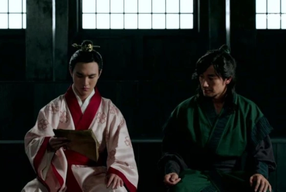 Кадр из дорамы Клинок и лепесток