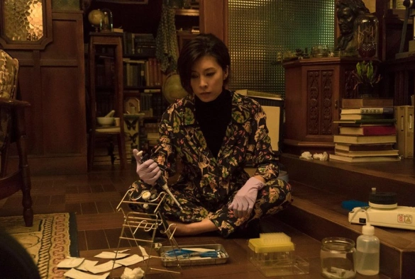 Кадр из дорамы Мисс Шерлок