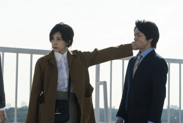 Кадр из дорамы Мисс Шерлок