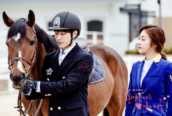 Кадр из дорамы Влюбленный адвокат по разводам