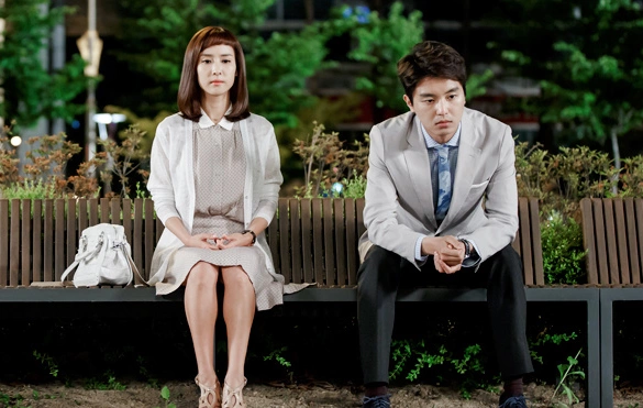 Кадр из дорамы Влюбленный адвокат по разводам