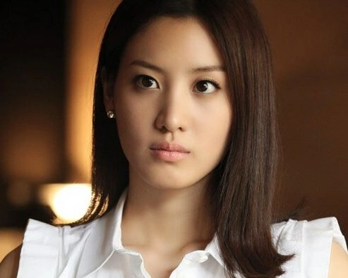 Кадр из дорамы Беглец: План Б