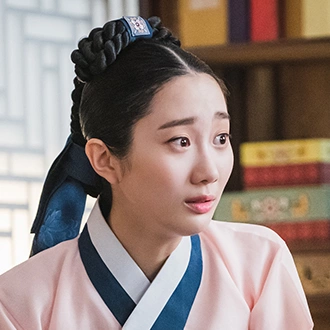 Кадр из дорамы Королева Чорин: Бамбуковый лес