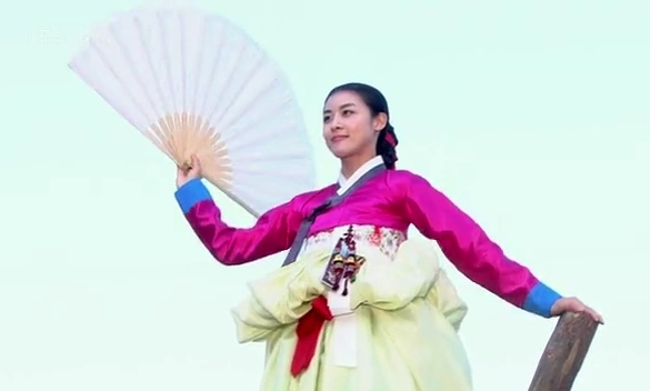 Кадр из дорамы Хван Чжин И