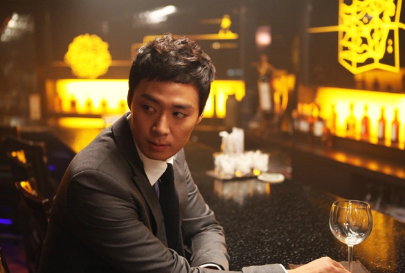 Кадр из дорамы Вампир-прокурор 2 сезон