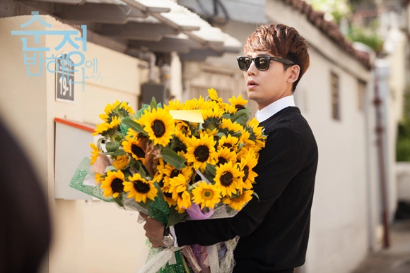 Кадр из дорамы Влюбиться в Сун Джон