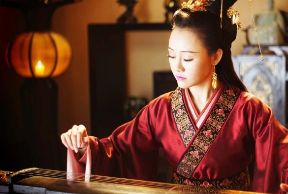 Кадр из дорамы Безобразная владычица