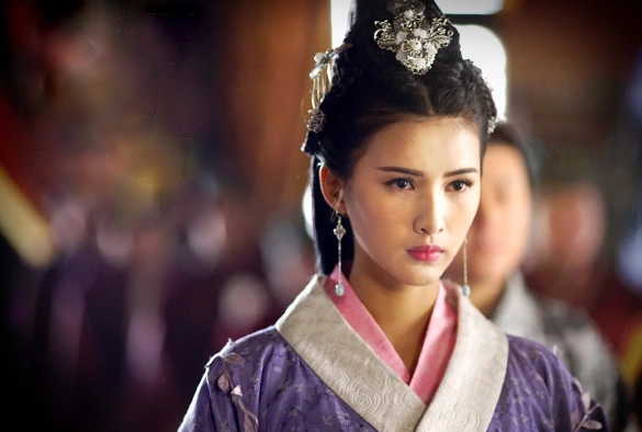 Кадр из дорамы Безобразная владычица