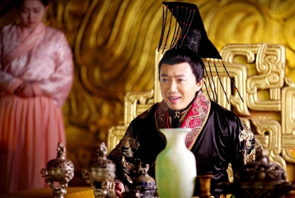 Кадр из дорамы Безобразная владычица