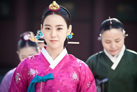 Кадр из дорамы Чан Ок Чон: Жизнь ради любви