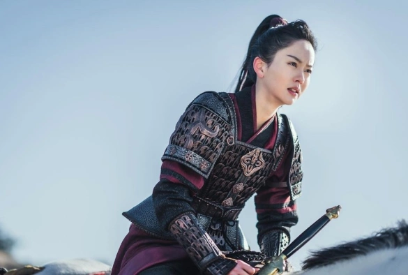 Кадр из дорамы Река, где восходит Луна