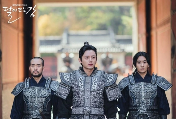 Кадр из дорамы Река, где восходит Луна