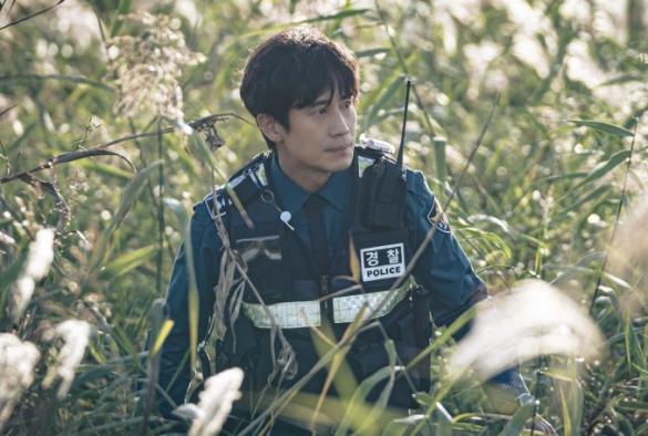 Кадр из дорамы Монстр