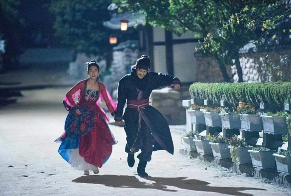 Кадр из дорамы Песнь моей единственной любви