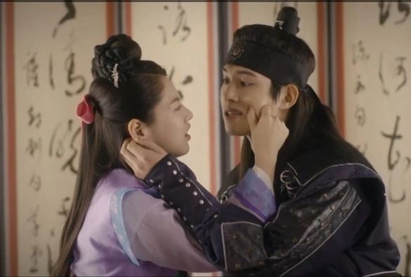 Кадр из дорамы Песнь моей единственной любви