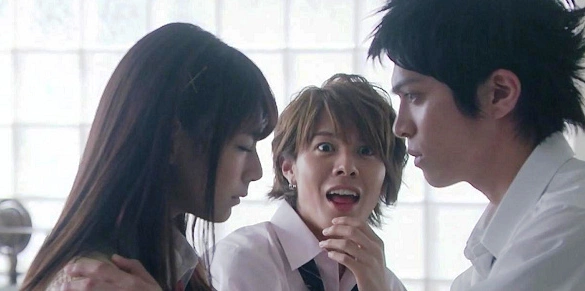 Кадр из дорамы Ямада-кун и семь ведьм