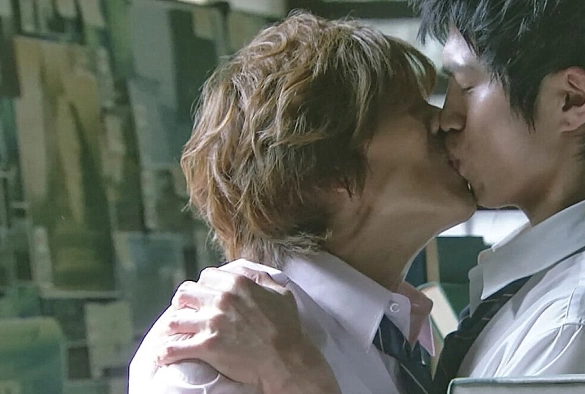 Кадр из дорамы Ямада-кун и семь ведьм