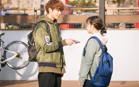 Кадр из дорамы Королева кольца