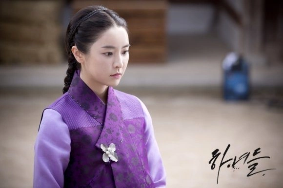 Кадр из дорамы Прислуга