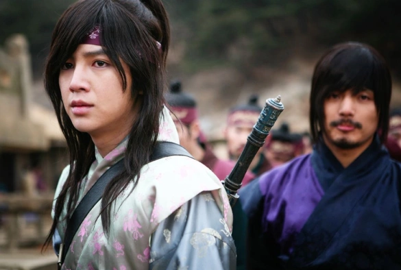 Кадр из дорамы Хон Гиль Дон: Легенда о честном воре