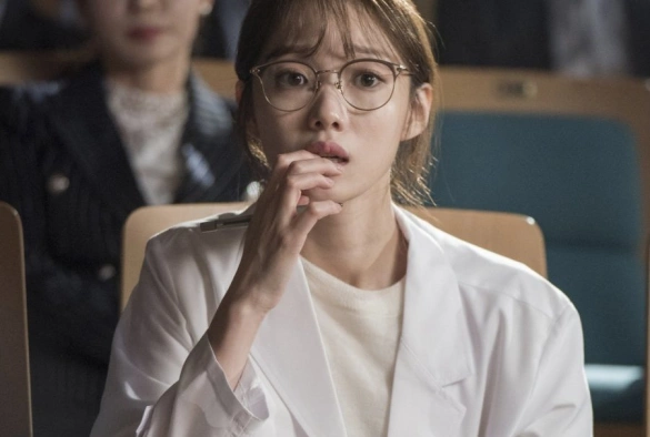 Кадр из дорамы Учитель Ким — доктор-романтик 2 сезон