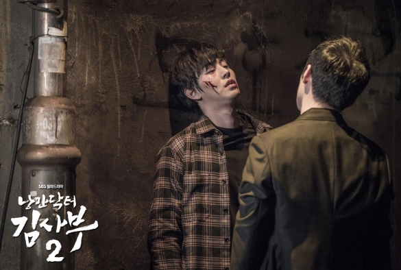 Кадр из дорамы Учитель Ким — доктор-романтик 2 сезон