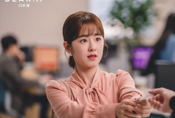 Кадр из дорамы Дорогой М.